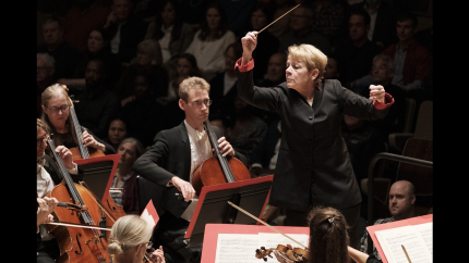 Philharmonia_Orchestra_Marin_Alsop_