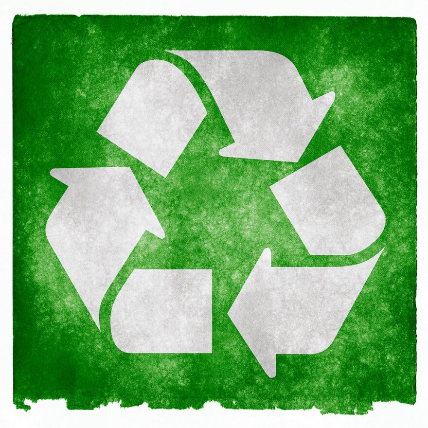 recycle-green-arrow-triangle
