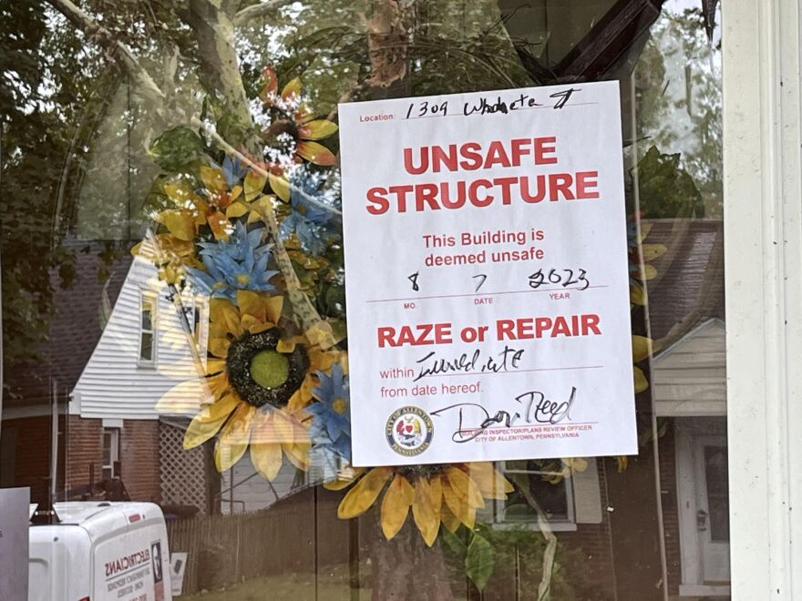 unsafe sign.jpg