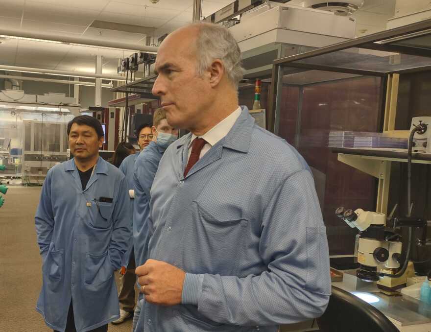 Bob Casey Infinera tour.jpg