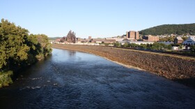 Lehigh_River_in_South_Bethlehem_PA