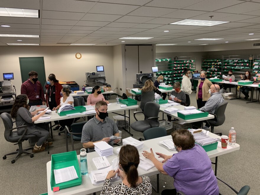 lehigh-county-counts-ballots2