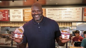 Shaq O'Neal at Big Chicken.jpg