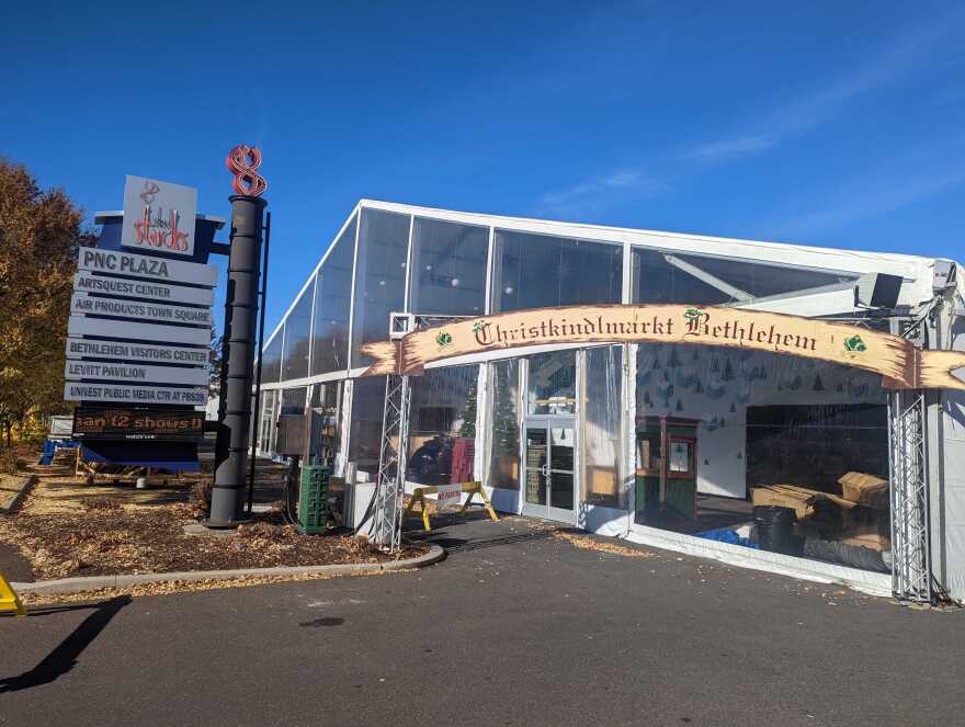The entrance to Christkindlmarkt in Bethlehem