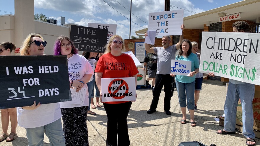 Protest by Lehigh Valley Parents' Medical Rights Group