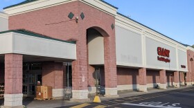 Giant Supermarket