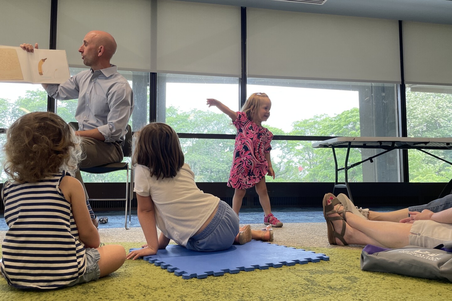 Storytime with the Mayor 1