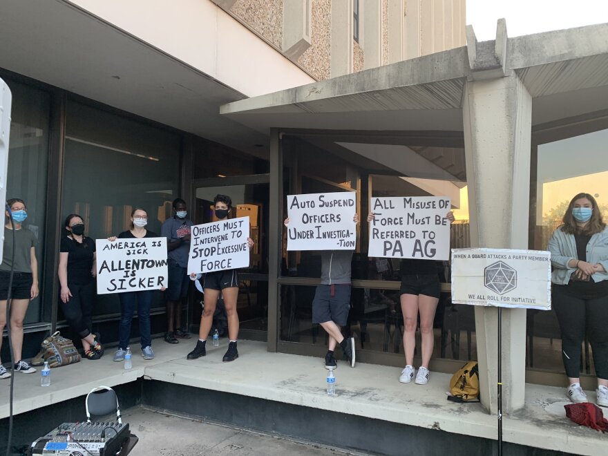 allentown-city-hall-protest5