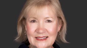 Lori Campbell real estate agent
