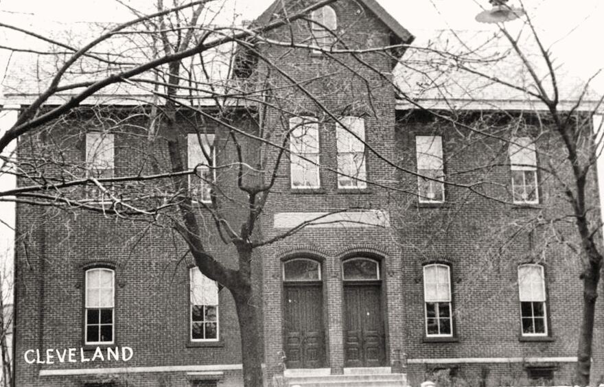 Cleveland Elementary School in 1911