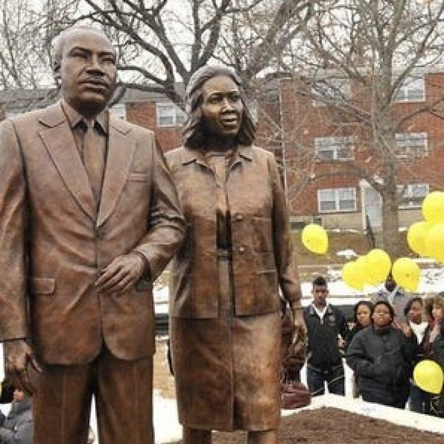 169860_162890650423423_769108_o 2.jpg