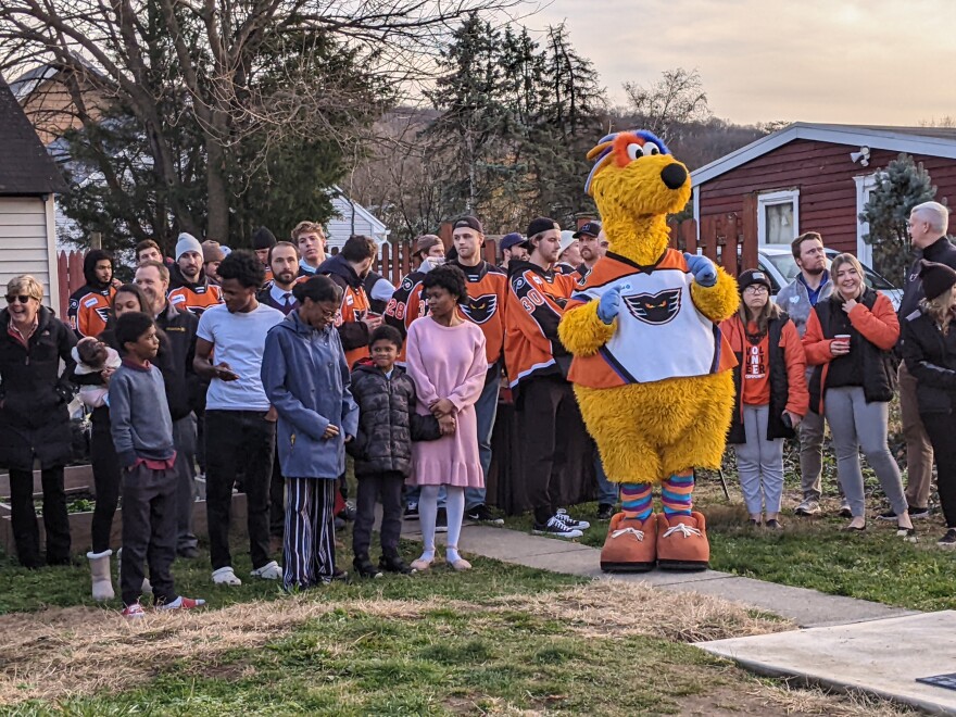 Barlow family joined by Lehigh Valley Phantoms
