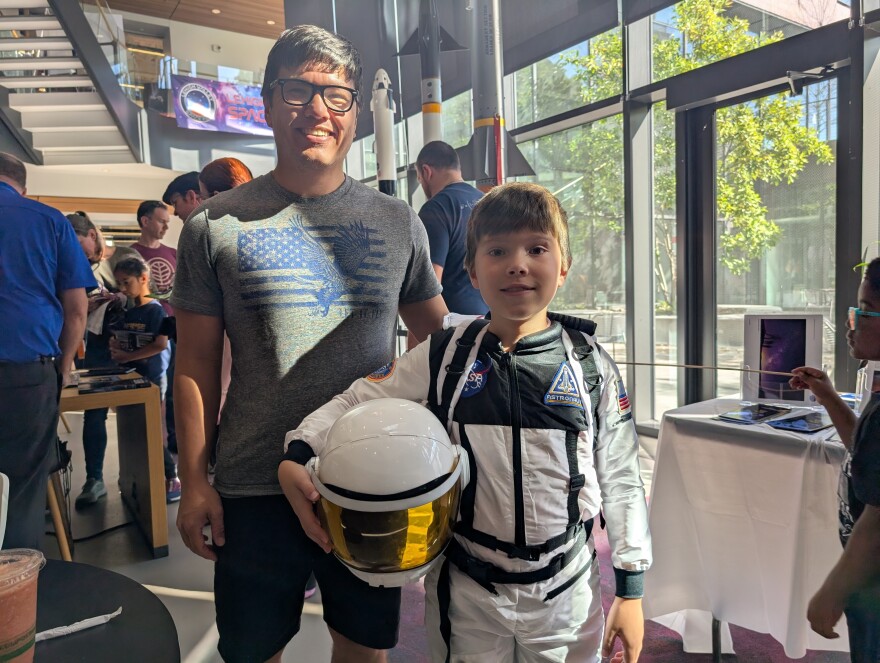 Jeremy (left) and Elijah Wo (right) at the Lehigh Valley Space Fest