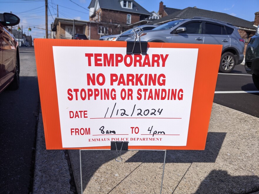 Emmaus No Parking Standing Sign