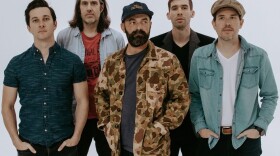 Drew Holcomb & The Neighbors