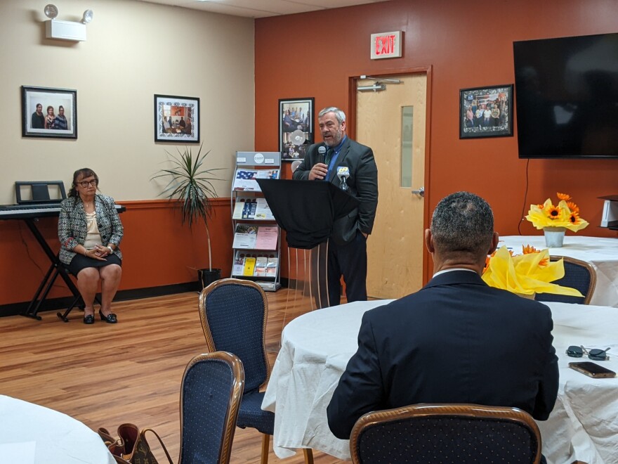 Pat Browne speaking at Casa Guadalupe