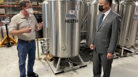 doug-emhoff-second-gentlemen2