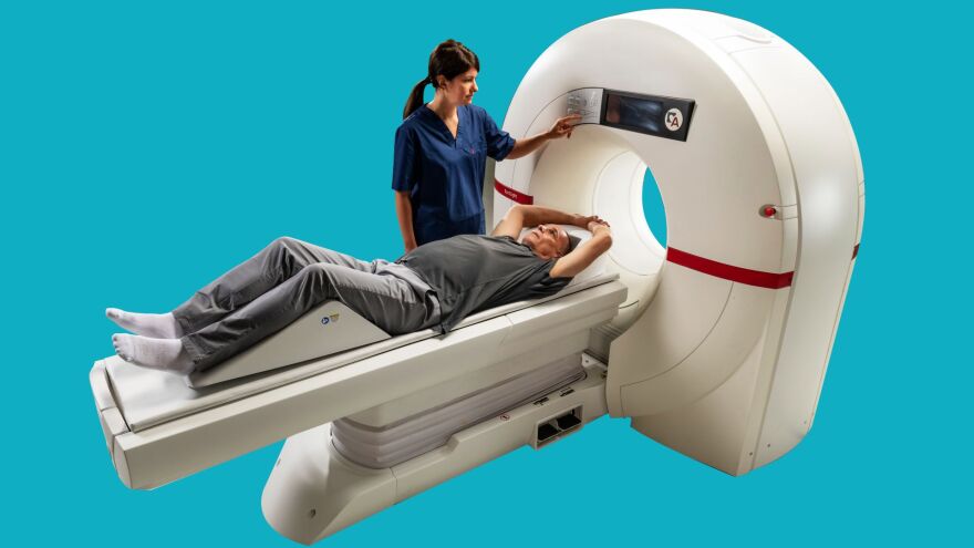 SpotLight Duo cardiac CT scanner