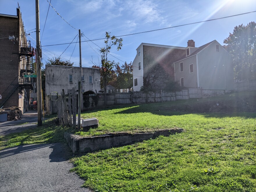 Lot localted at 40 S. 6th St. and Duke Court.