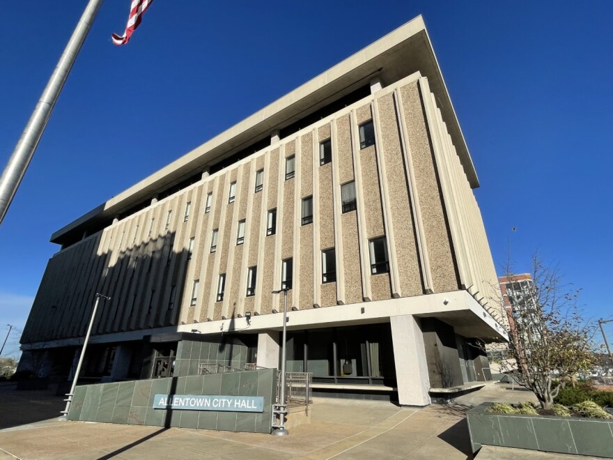 Allentown City Hall = Hayden