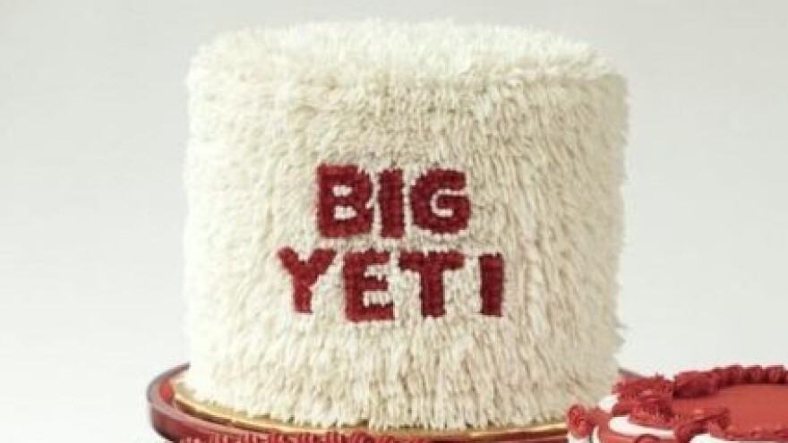 big yeti cake.jpg