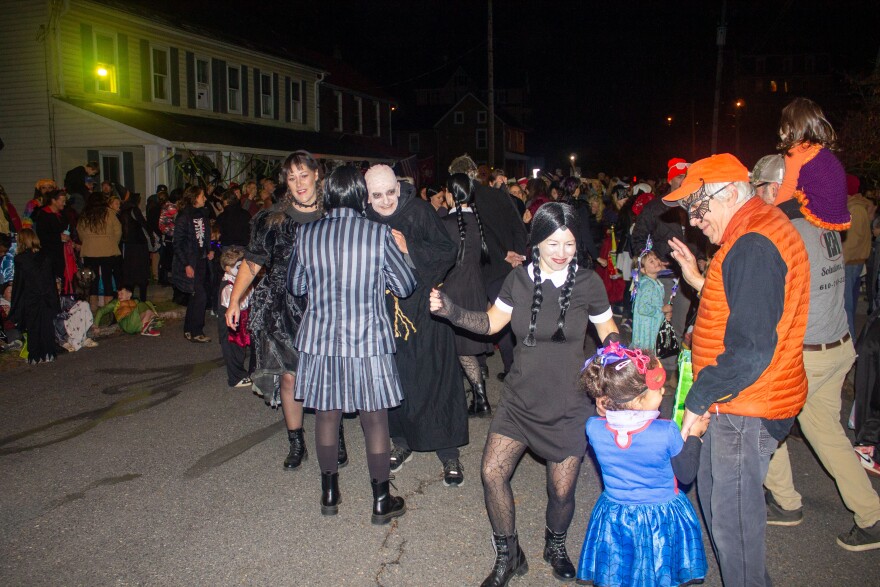 Wrap of the dance show