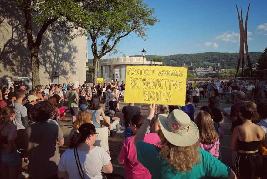 Abortion-rights-rally-main