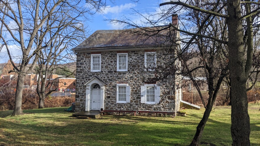 1803 House Emmaus