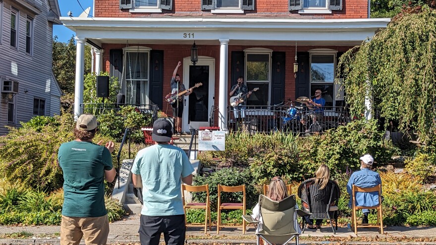 PXL_20231001_185151252.MP (2).jpg