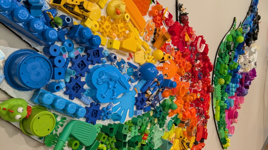 jewish community center wings of hope sculpture