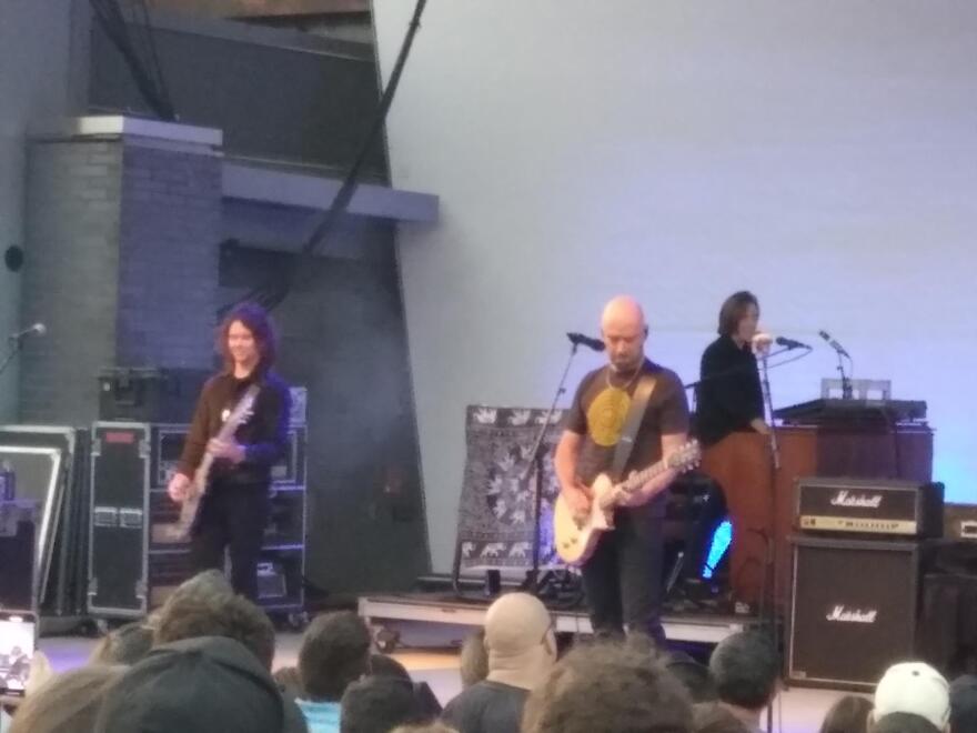 Live performs at Levitt Pavilion SteelStacks