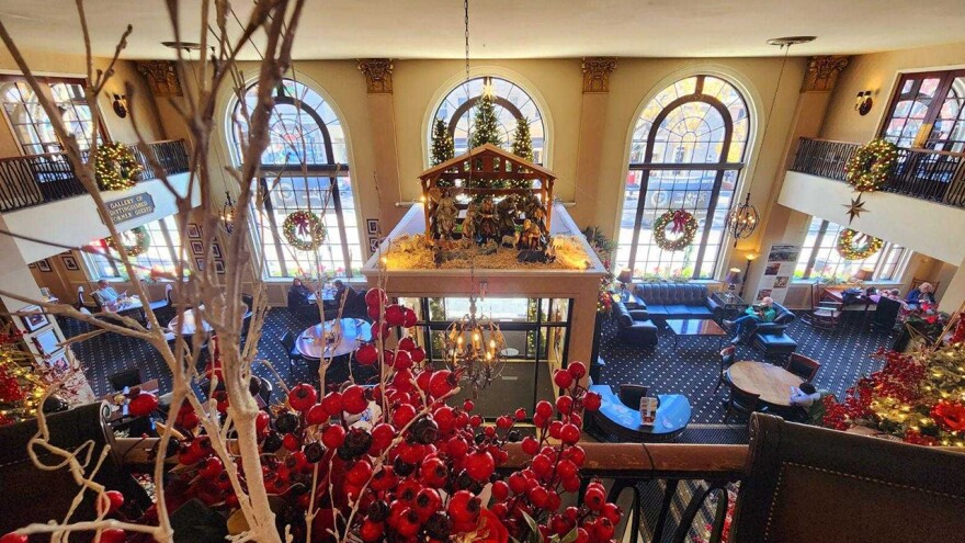 Hotel Bethlehem lobby from balcony.jpg