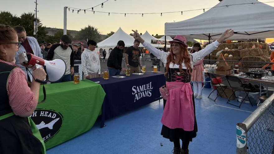 Steinholding at Okfoberfest