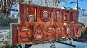 HotelEastonsign.jpg