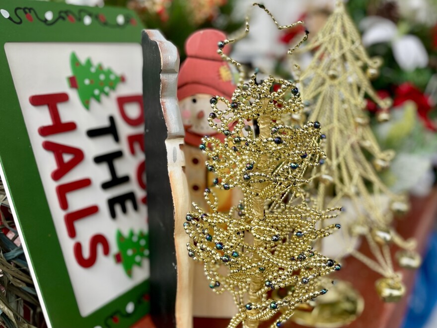 DecktheHalls.jpg