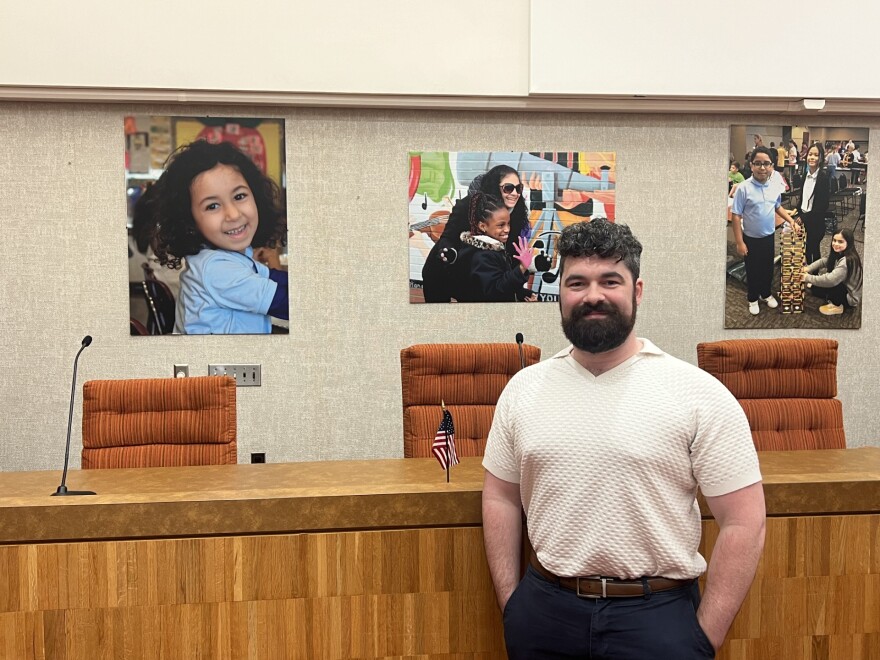 Robert Nick Nicholoff