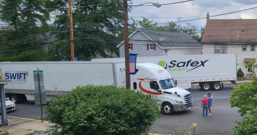 Alburtis truck intersection challenge