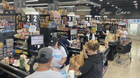Libre Initiative at Ideal Food Basket