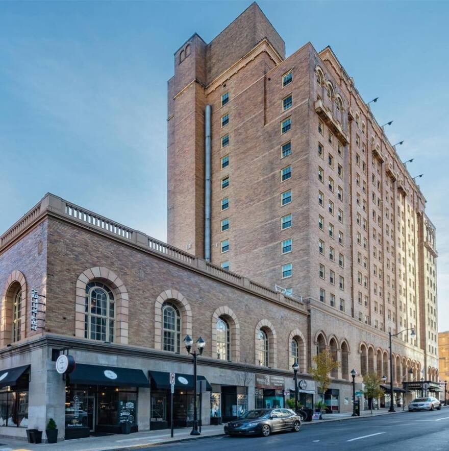 Americus Hotel