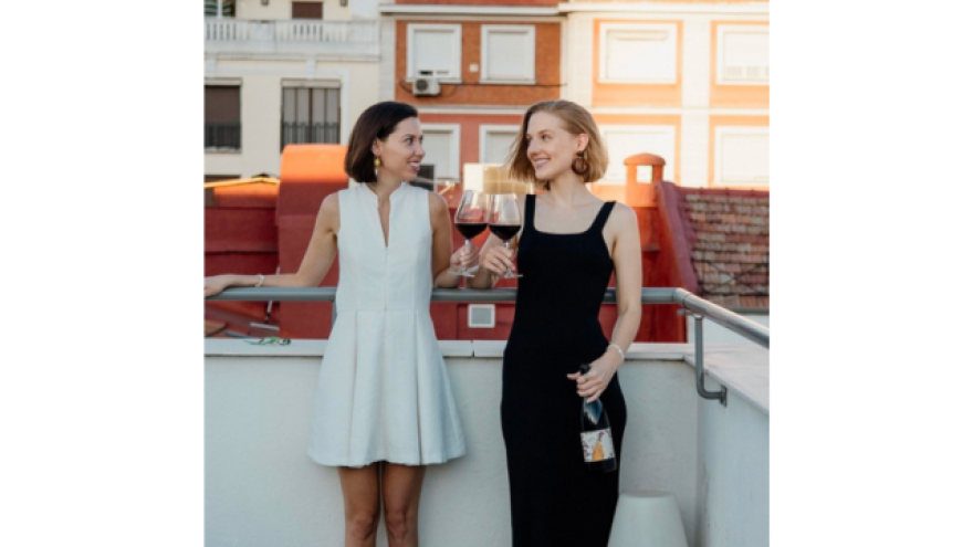 Sarah and Emily Mack.jpg