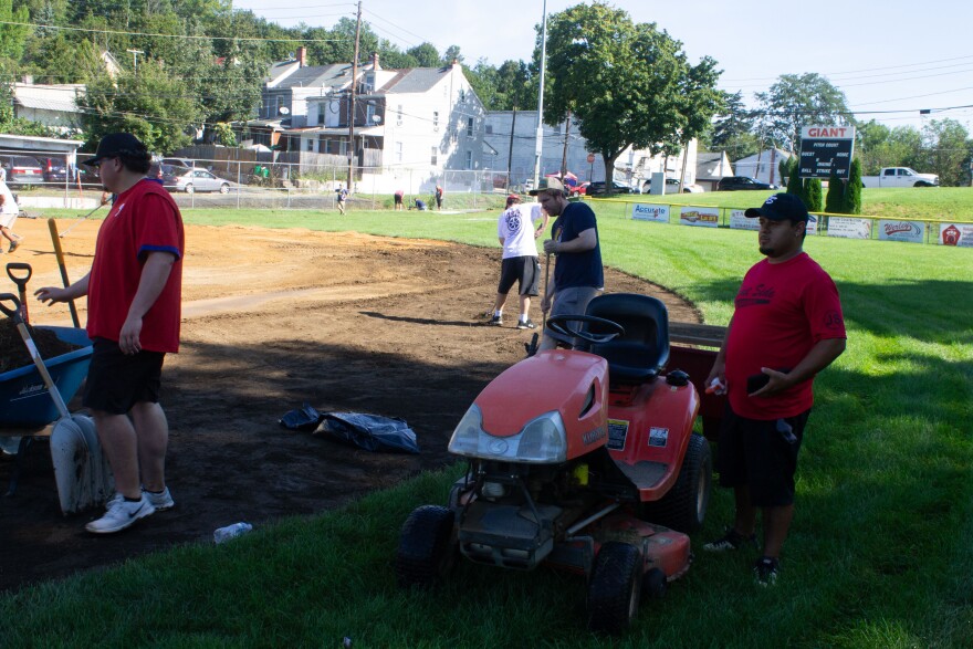 Iron Pigs volunteers