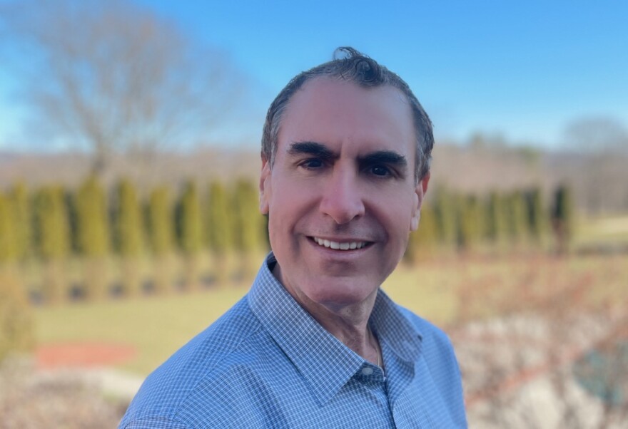 230329 Mike Millo headshot.jpg