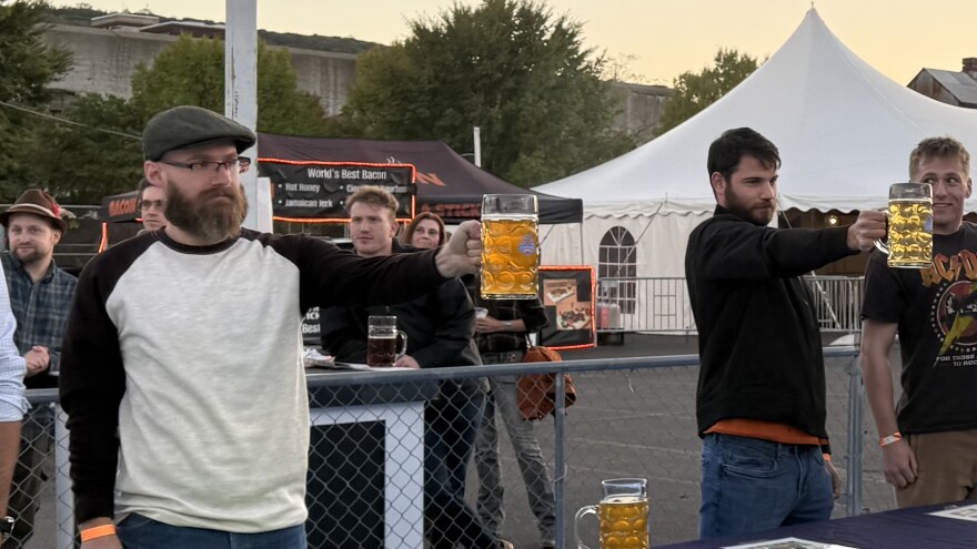 Steinholding contest
