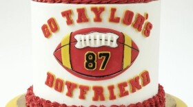 tswift cake.jpg