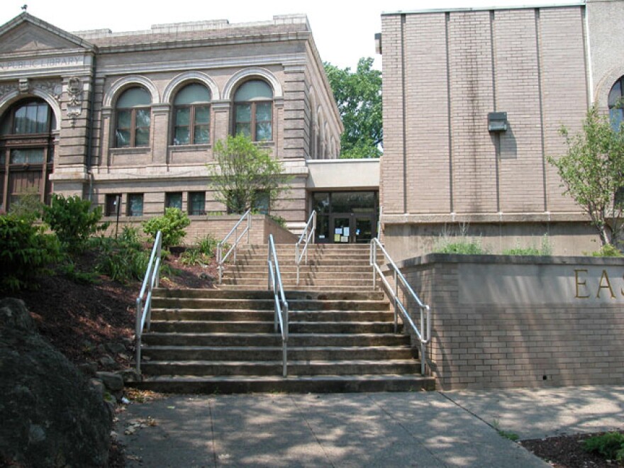 eastonlibrary.jpg