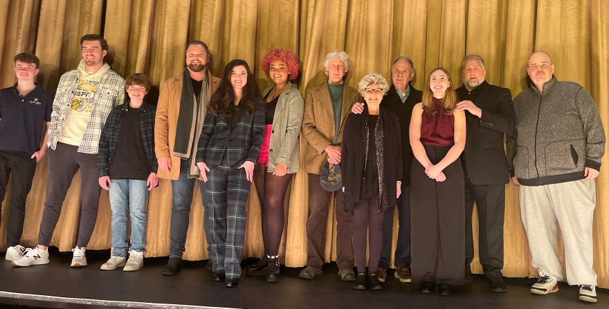 LUCKY LOUIE CAST .jpg