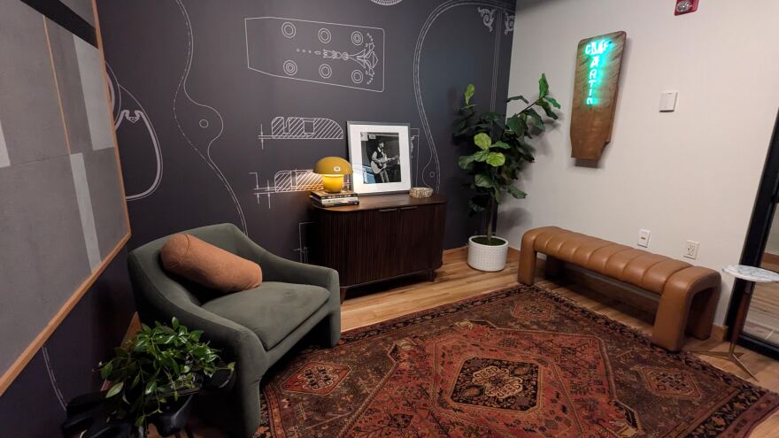 martin custom shop experience center small room