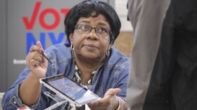 Electronic pollbooks add security.jpg