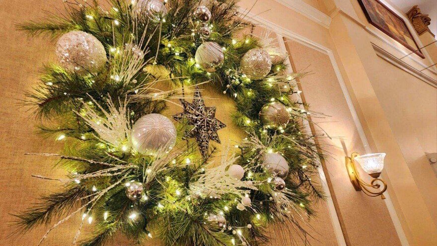 Hotel Bethlehem wreath.jpg