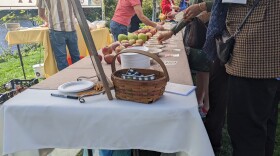 EFM - Apple tasting table 2.jpg